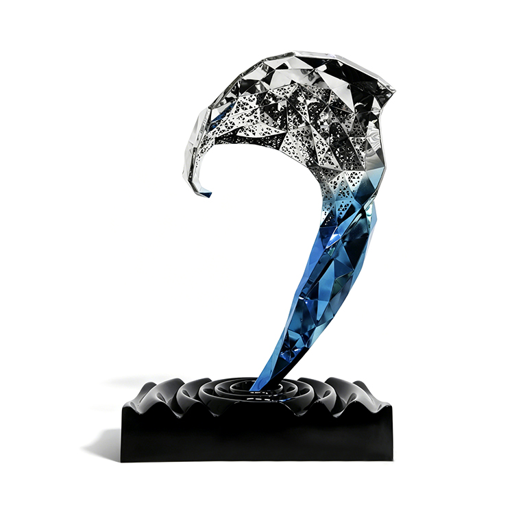 Customized Modern Faceted Whale Sculpture Luxury Blue Gradient Geometric Abstract Statue Art for Hotel Lobby Club Project Decor